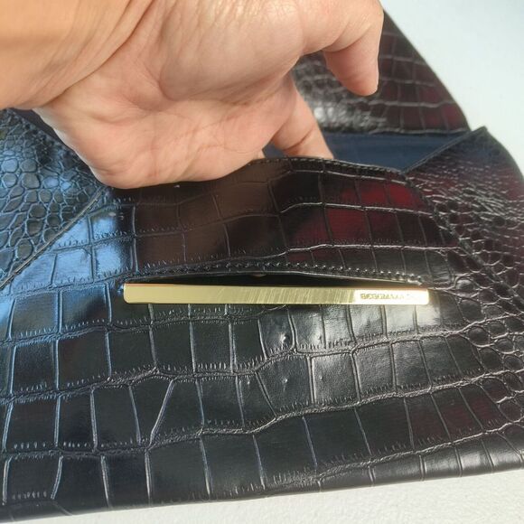 BCBGMaxazria women's handbag style envelope black animal print 11×7 minimalist - Picture 4 of 11